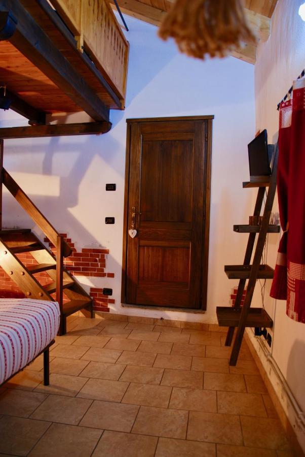 Maisonette Nus Luaran gambar